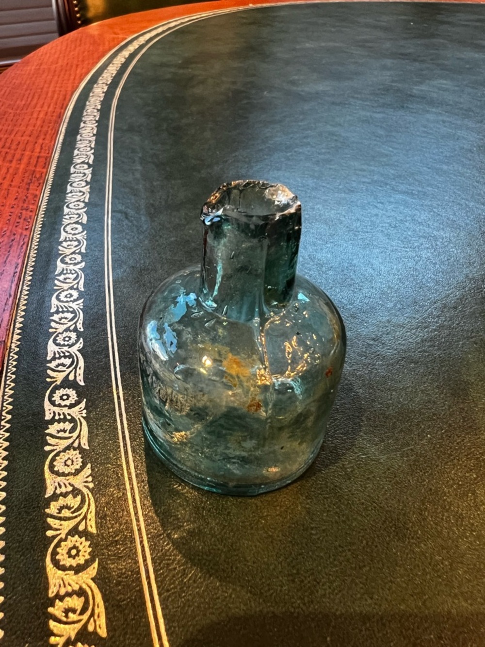 Antique Vintage Victorian Glass Inkwell - Picture 7 of 7